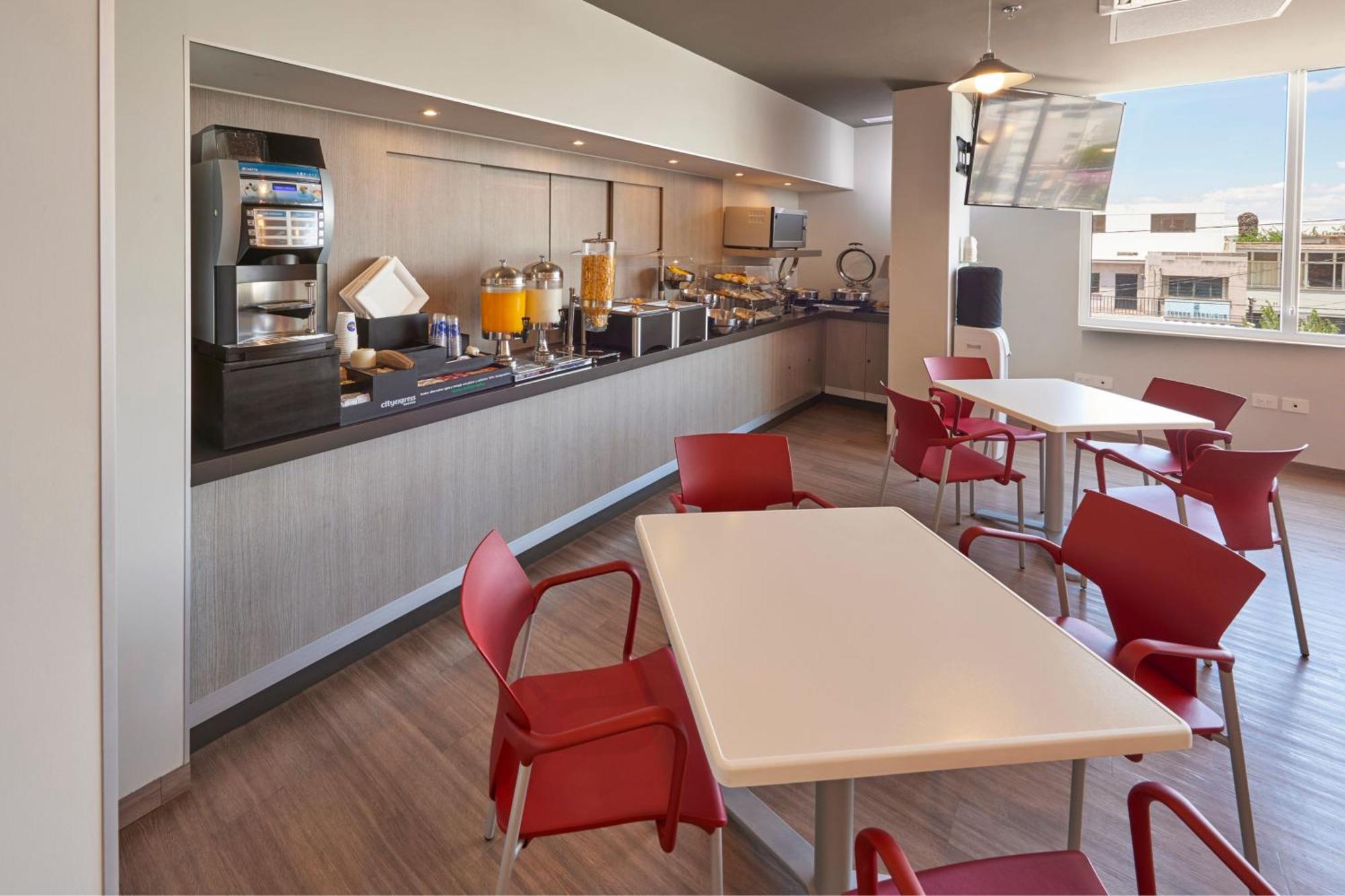 City Express Junior By Marriott Puebla Finsa Exterior foto